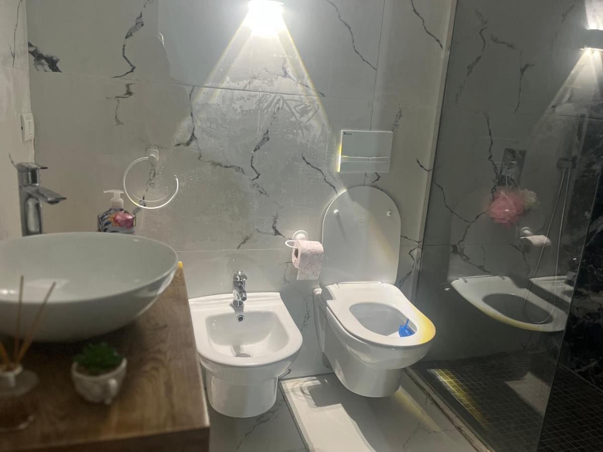 Apartament Open *